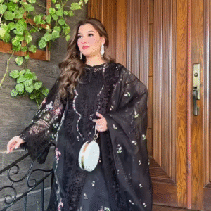 ✨ Timeless Elegance in Black – Embroidered Luxury Abaya ✨