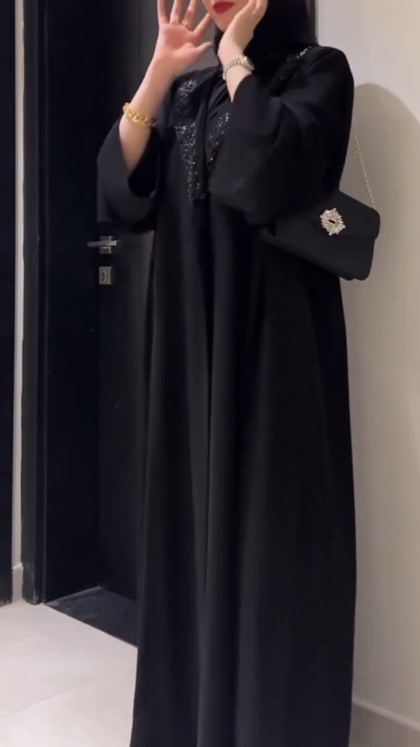🖤 Midnight Elegance Abaya – Where Mystery Meets Modesty - Image 3