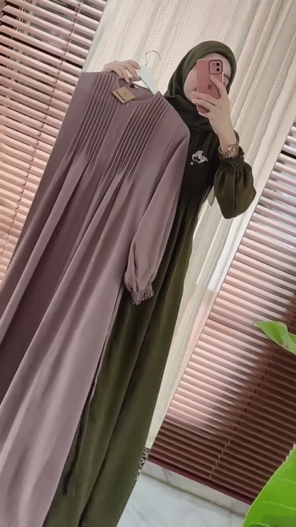🌿 Olive and brown Grace Pleated Abaya - Image 2